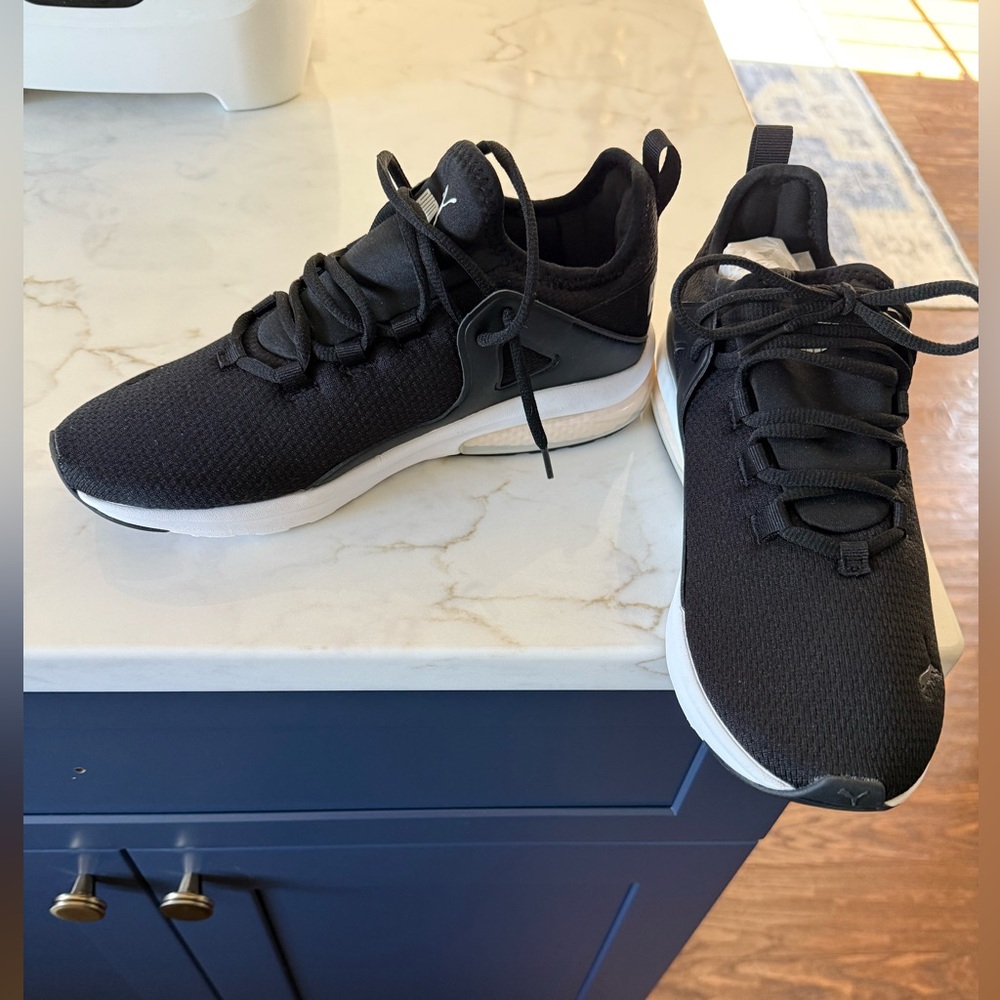 Puma women’s soft foam plus optimal comfort us 9 brand new